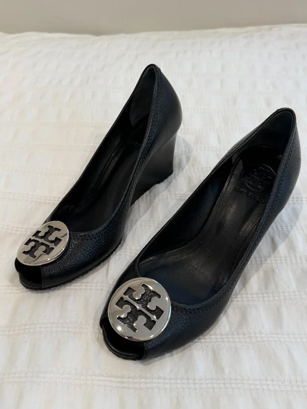 Tory Burch Sally Peep-Toe Leather Wedge Pumps Black Size 8M